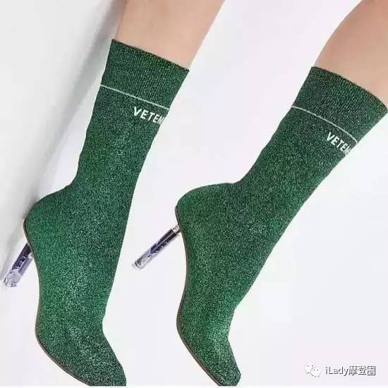 今年的袜子美成这样 你居然还在光脚踝
